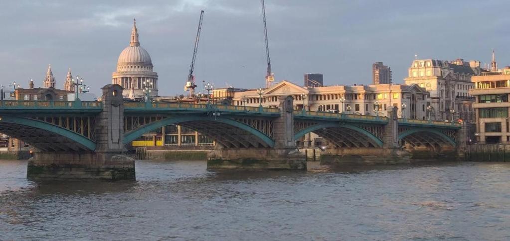Modern Deluxe 1 Bed Apartment Bermondsey London Bridge Екстериор снимка